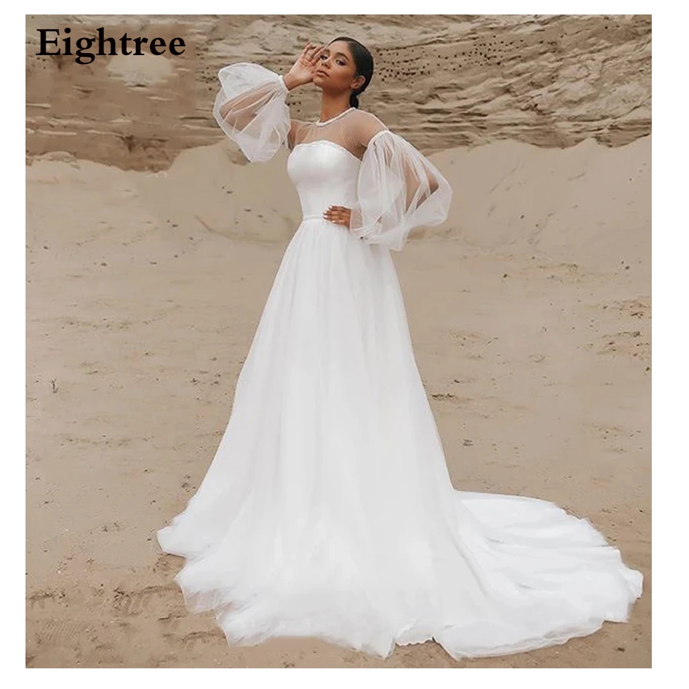 

Платье принцессы с длинным рукавом и шлейфом, расшитое бисером