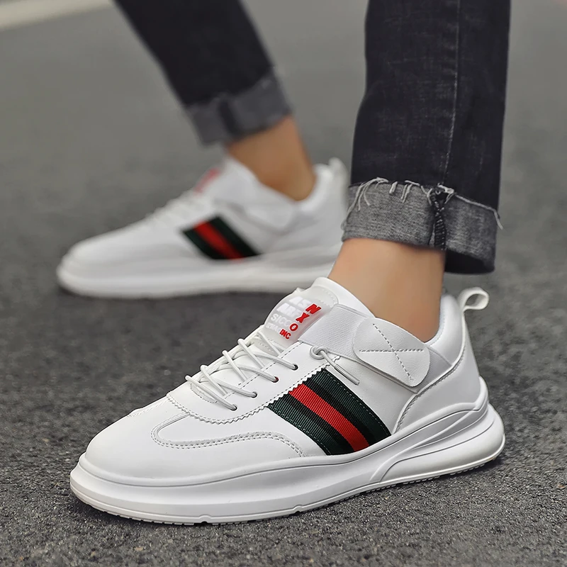 Мужские вулканизированные туфли на плоской подошве из моорегуда Модные мужские