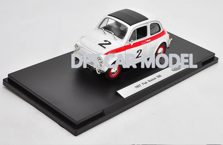 1:18 сплав игрушка с инерционным механизмом транспортных средств Нуова 500 1957 автомобиль модель детских игрушечных автомобилей авторизованный игрушки для детей