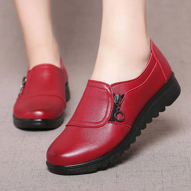 

Женские повседневные туфли из искусственной кожи, легкие водонепроницаемые туфли на танкетке, без застежки, 2021