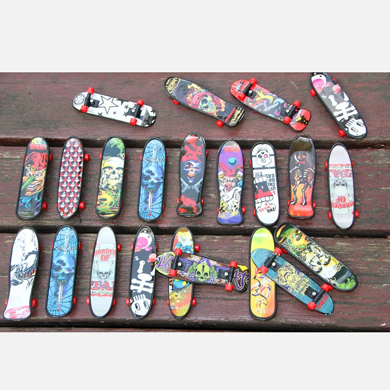 4 шт./компл. необычные цветные пластиковые скейтборды для пальцев с мультяшным