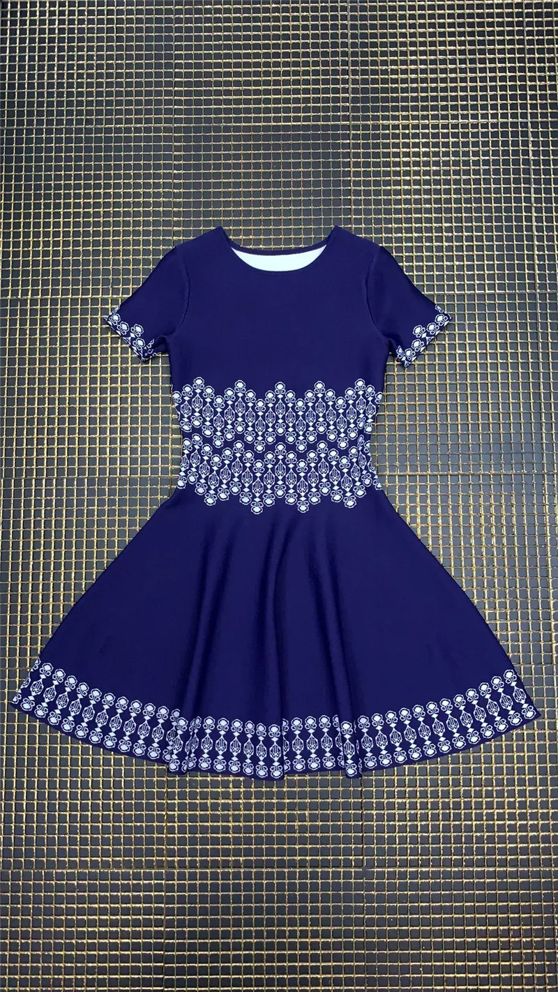 Синий Vestido короткий рукав модная сексуальная синтетическая ткань жаккардового плетения Бандажное платье знаменитость женское платье Клубные вечерние платья