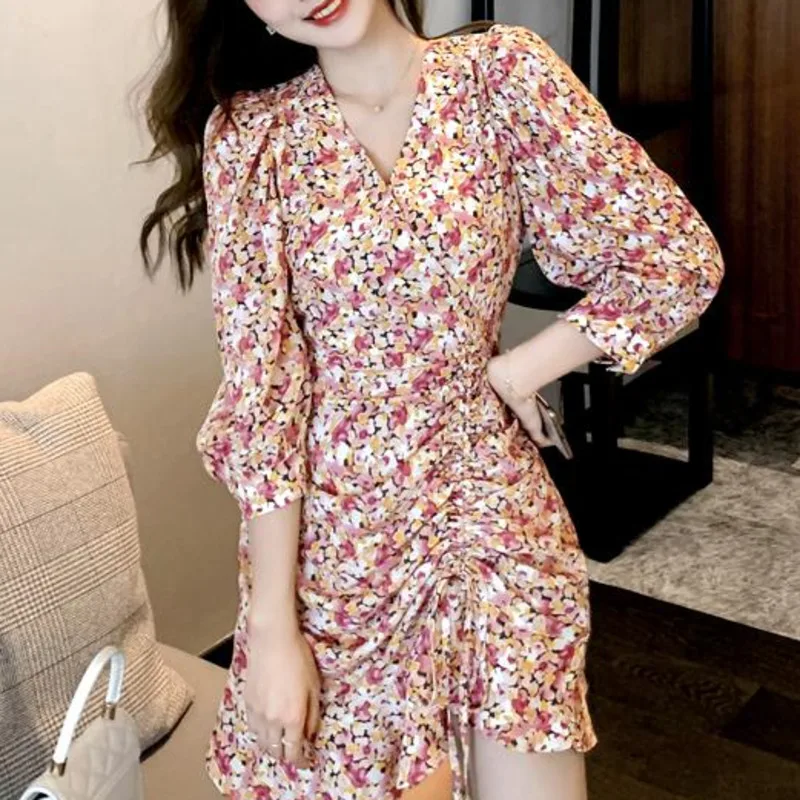 

Vintage Floral Chiffon Dress Women 2021 Spring French Style Dress V-neck High Waist Puff Sleeve Mini Dresses Vestidos Robe