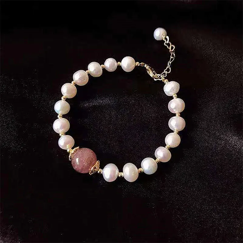 

XiaoboACC Natural Pearl Bracelet On Hand 2021 Fashion Vintage Baroque Strawberry Crystal Bracelets for Women