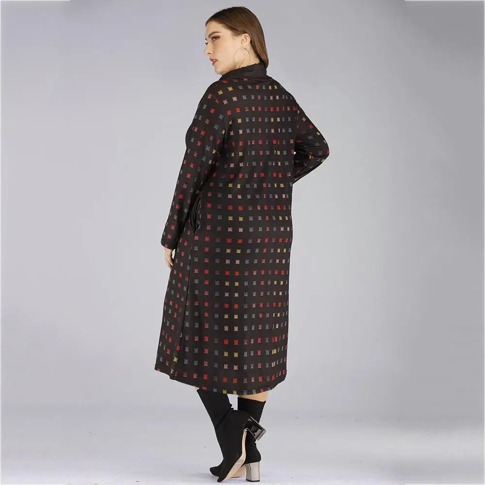 Женское осеннее свободное платье в клетку повседневное длинное большого размера