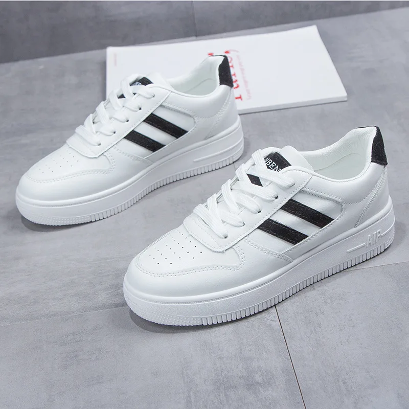 

Little White Shoes Women's Spring New Korean Student Fashion Shoes Thick Soled Leisure White Shoes Sports Low Top Board Shoes