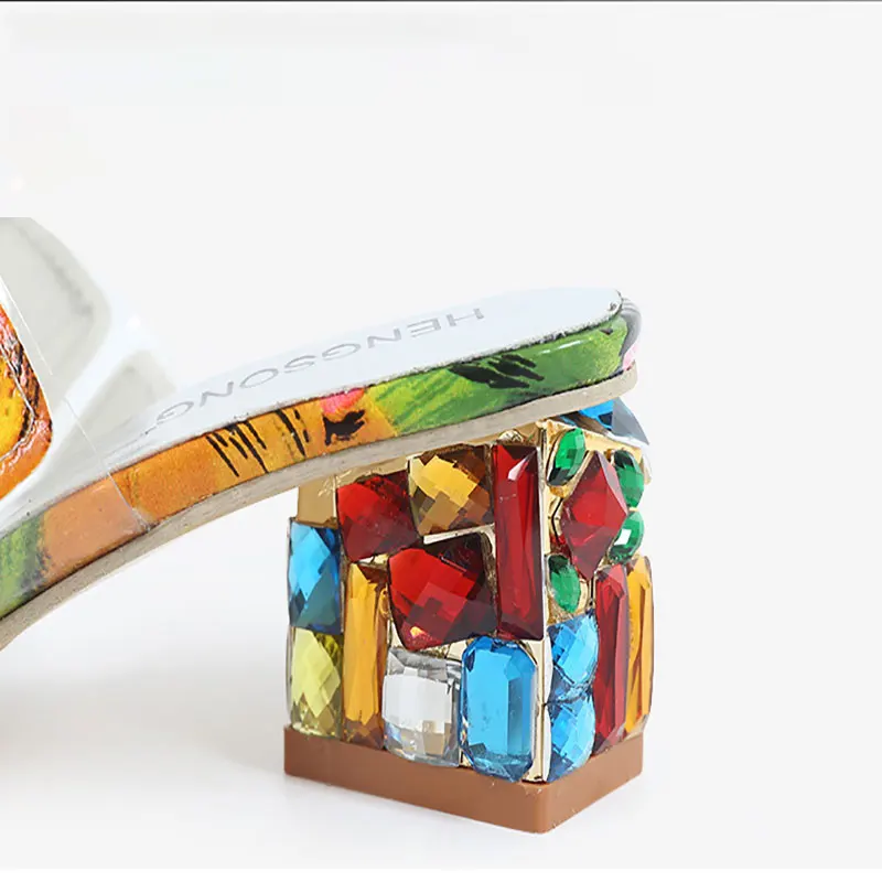 Летняя пикантная обувь на высоком каблуке Женские босоножки Яркие цвета