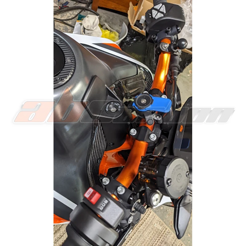 

Боковая панель для KTM 790 2018 2019 из углеродного волокна