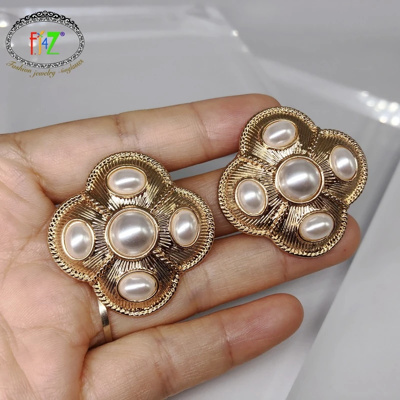 

F.J4Z New Big Earrings for Women Fashion Oversize Alloy Simulated Pearl Stud Earrings Chunky Party Earring Jewelry Dropship