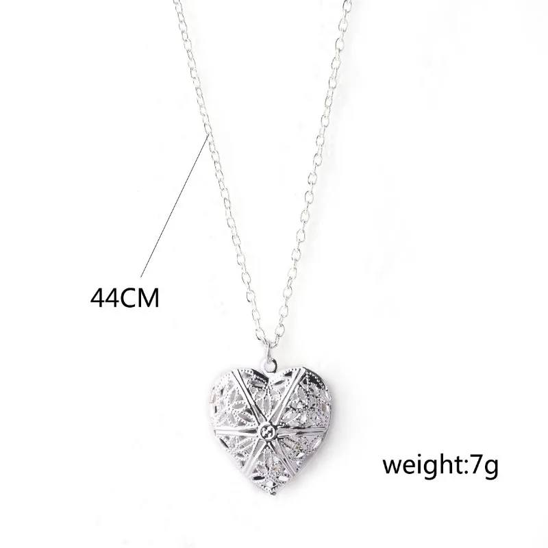 

Exquisite Jewelry Alloy Sweater Chain Heart Shaped Photo Box Necklace for Women Gift