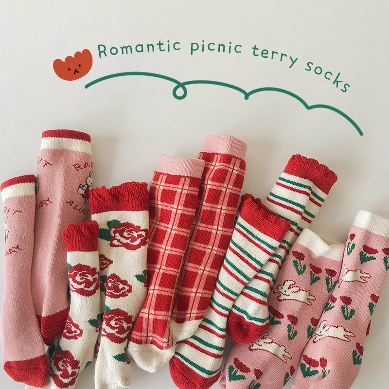 

2021 New Christmas Baby Kids Stocks for Girls Boys Cute Cartoon Tube Stocking Christmas Gift Kawaii