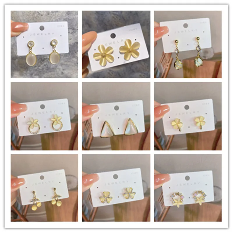 

Female Trend Simulation Pearl Stud Earrings Rhinestone Wedding Pendant Earrings 2021 Fashion Girls Party Jewelry Earrings