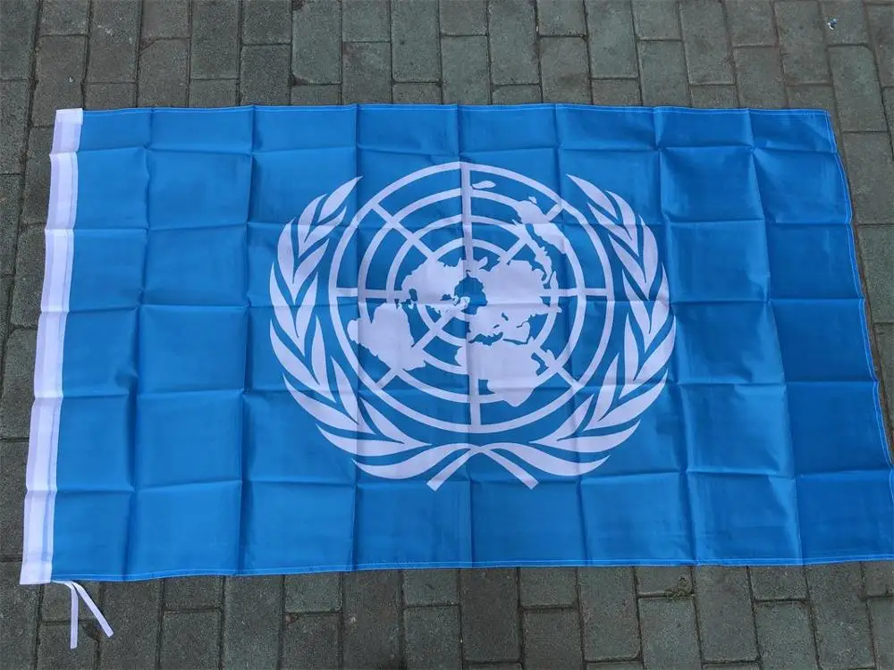 Флаг Организации Объединенных Наций 90 * 150 см ручной махающий флаг с национальностью всех стран на столе.