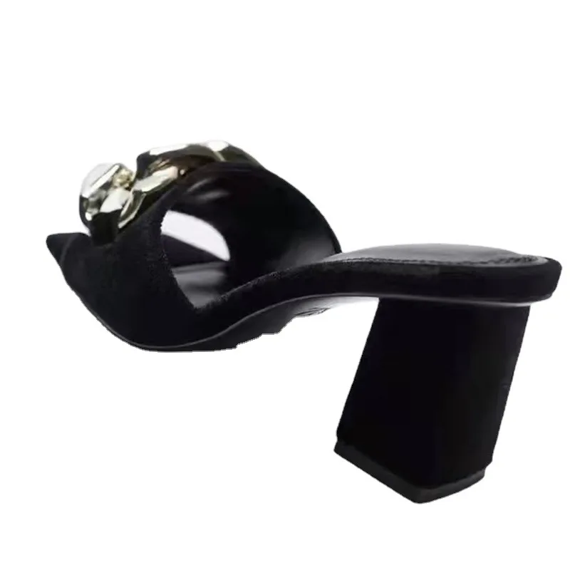 

2021 Summer New Square Head With Women's shoes Metal Buckle Black chain Velvet with Thick and High Heel Back Empty Slippers