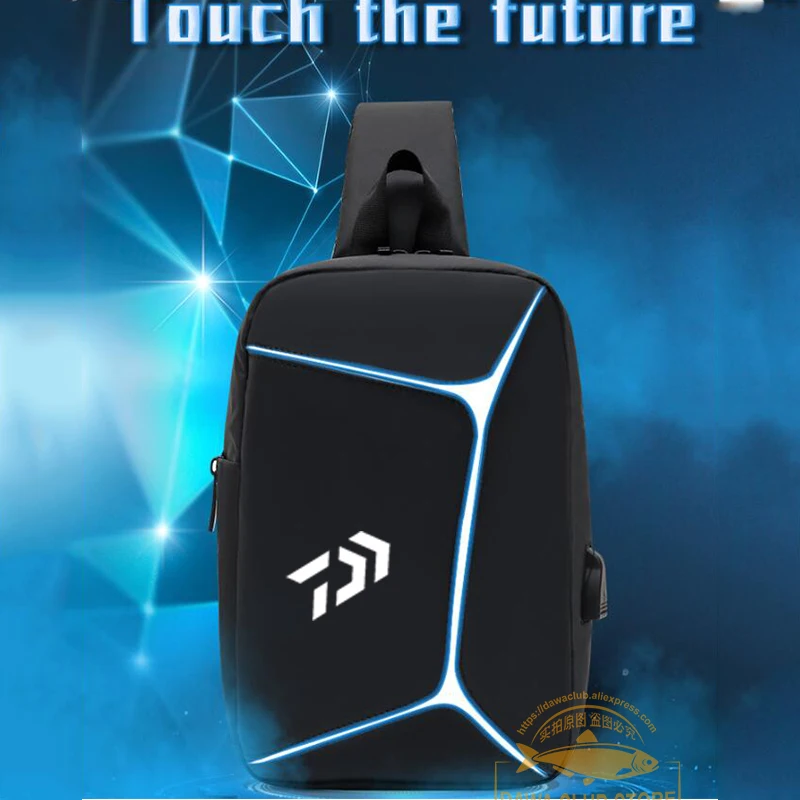 

2020 Daiwa Fashionable New Men's Outdoor Fishing Waterproof Crossbody Bag Sports Climbing Cycling Stitching Casual Shoulder Bag