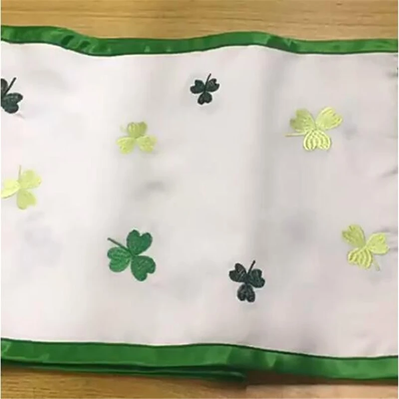 

1PCS St. Patrick's Day Table Runner Printed Dining Table Cover For Family Holiday Parties Catering Hotel Table Decoration J60
