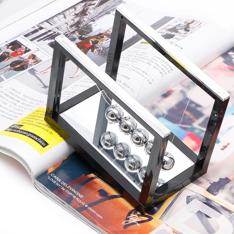 

G2AD Newtons Cradle Steel Balance Ball Fun Decoration Toy Gift S New