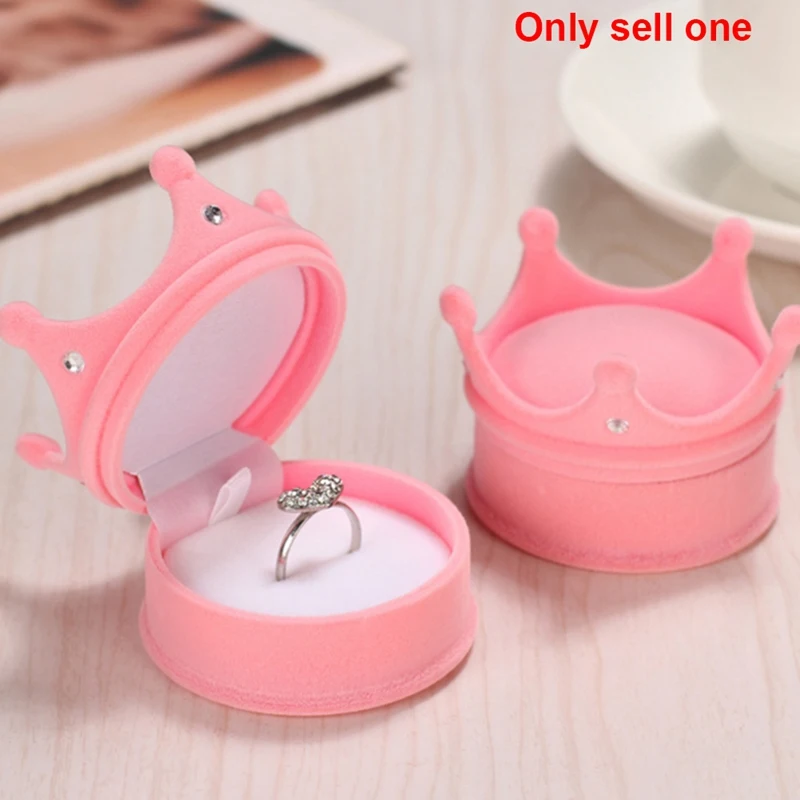 Crown Shape Lovely Flannel Wedding Engagement Ring Box For Earrings Jewelry Display Gift Holder | Дом и сад