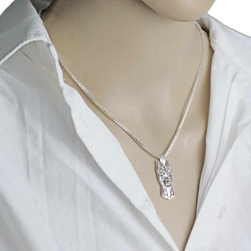 Миниатюрные ожерелья подвески Pinscher с укороченными ушками для собак