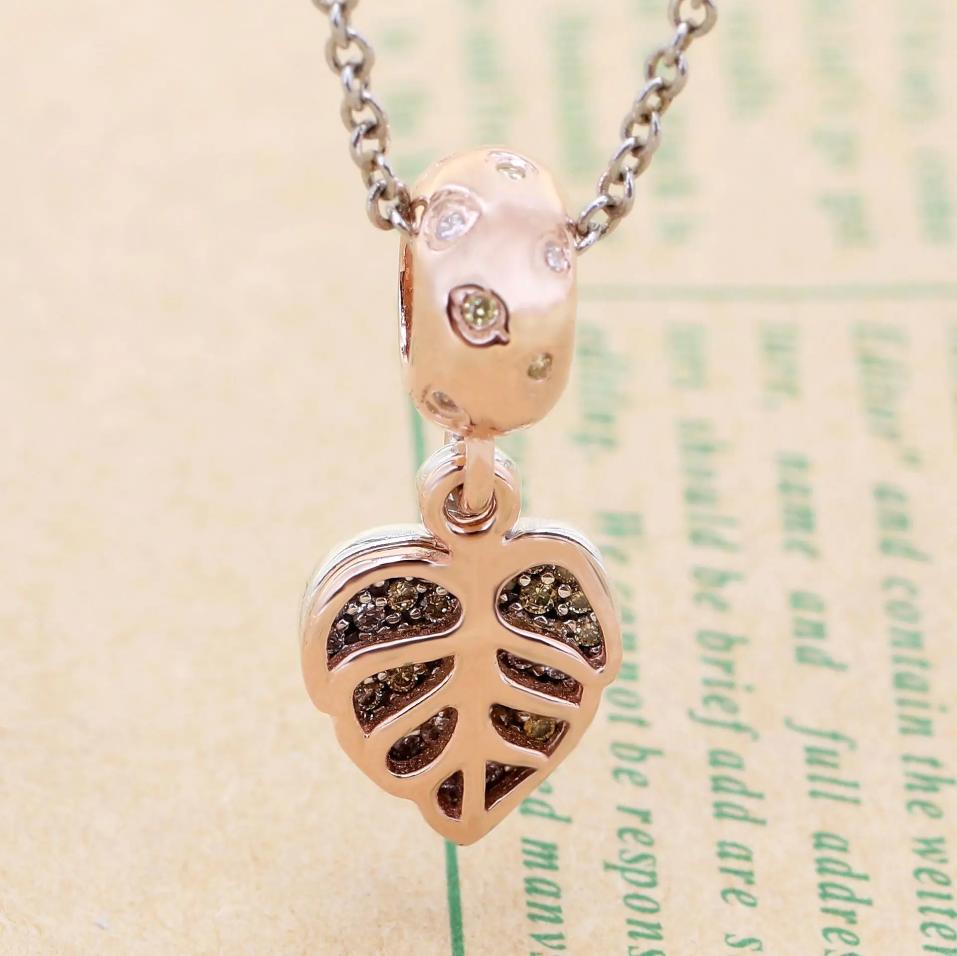 

Amaia S925 Sterling Silver Rose Gold Sparkling Leaf Charm Leaf Bracelet Charm