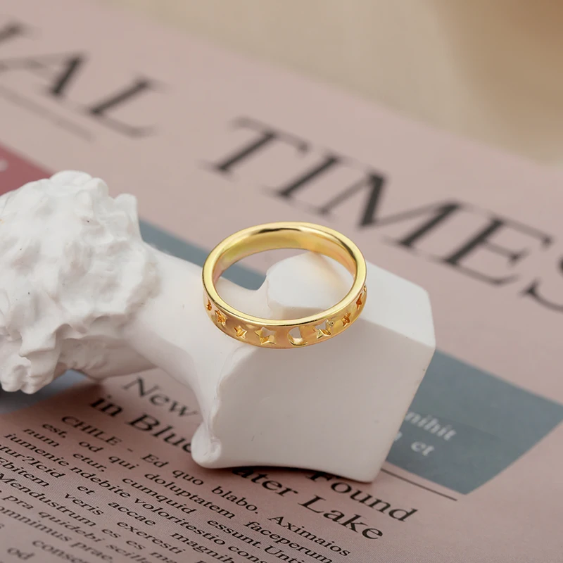 Кольцо с полым декором звезда и месяц из нержавеющей стали женское милое