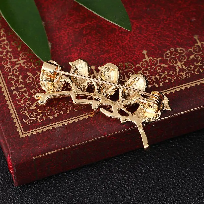 Новые 5 шт/упаковка птица значок брошь на булавке симпатичная Броши животные цвет