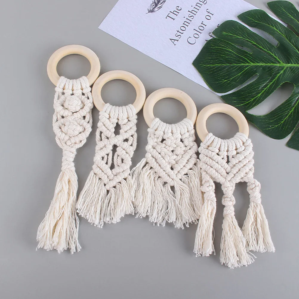 

4pcs Tassel Wood Hand Grasp Grinder Baby Teeth Grinding Infant Teether