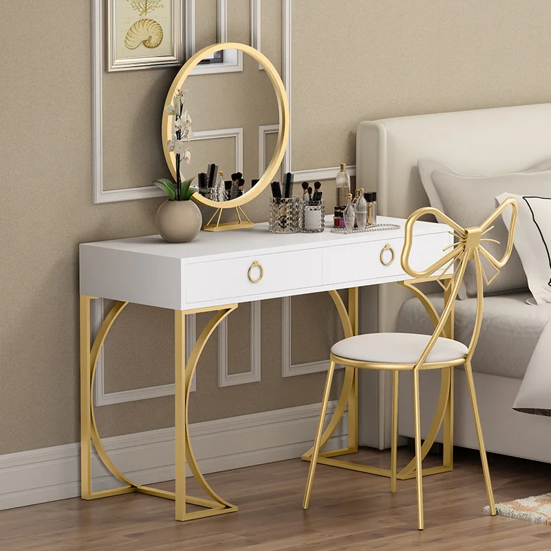 Скандинавская маленькая семейная железная утюжок ветер простые стены мини