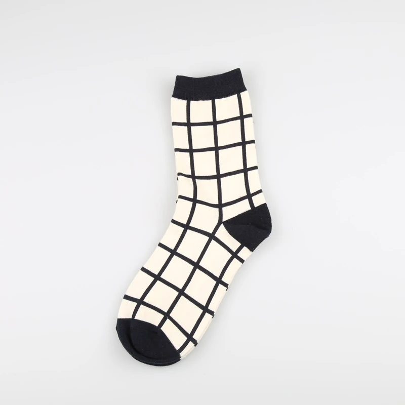 

1 Pair Japanese Lattice & Vertical Stripes Harajuku Women/Men Fashion Causal Socks Autumn Winter Classic Black&White Socks