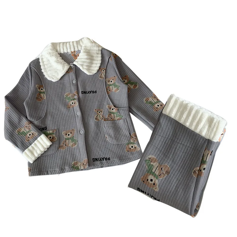 

Large lapel moon suit autumn and winter November December mezzanine air layer pregnant women pajamas set hair