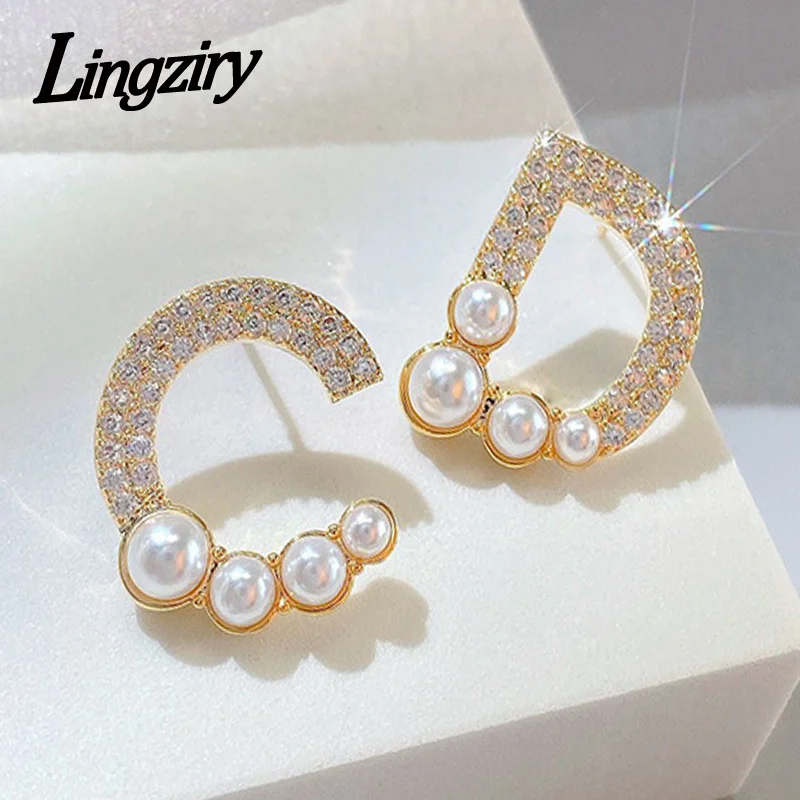 

New CD Pearl Earrings women's new fashion earrings feel light luxury letters silver needle Earrings temperament Earrings