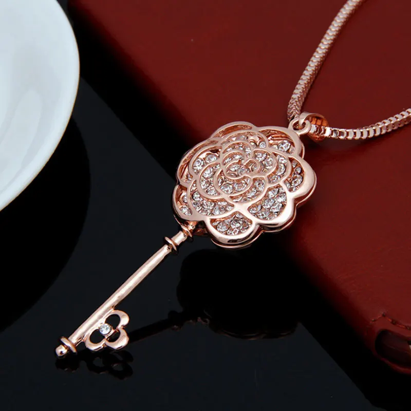 

Luxury Famous Brand Design Flower Key Pendant Long Necklace Women Rose Gold Color Jewelry Femalel Sweater chain Necklace