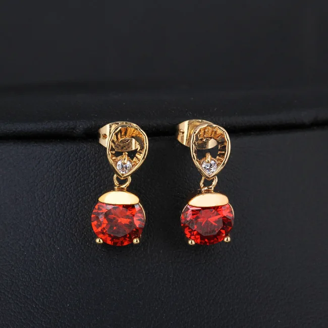 

High-End Exquisite Stud Earrings in Stock 18K Real Gold/White Gold Electroplated Austrian Zircon Stud