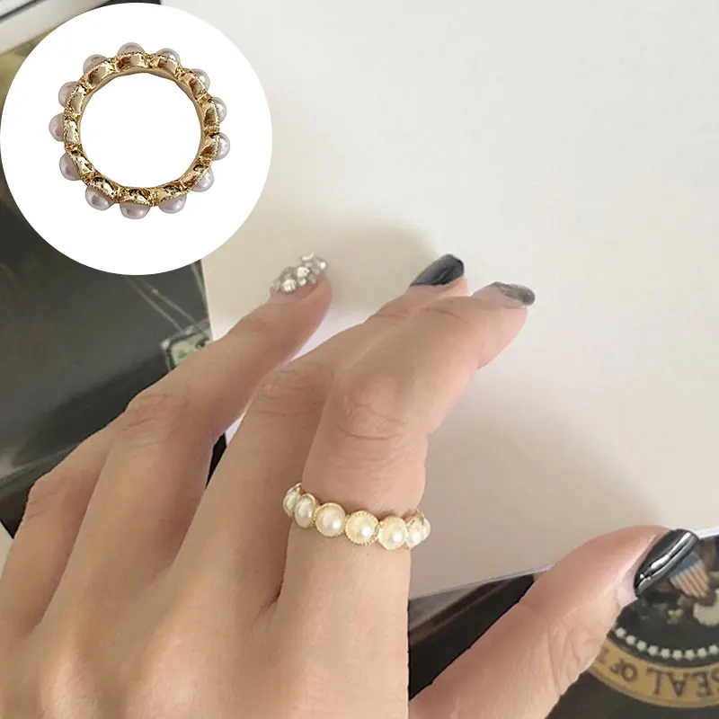 

1pcs Elegance Pearl Ring Creative Finger Rings Geometric Round Rings Retro Simple Jewelry Female Party Gift Fashion