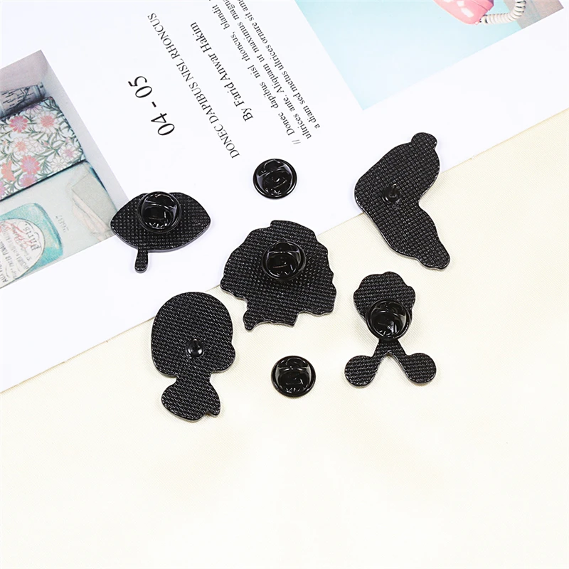 Коллекция панк брошь странные глаза губы эмалевые булавки витые часы женские