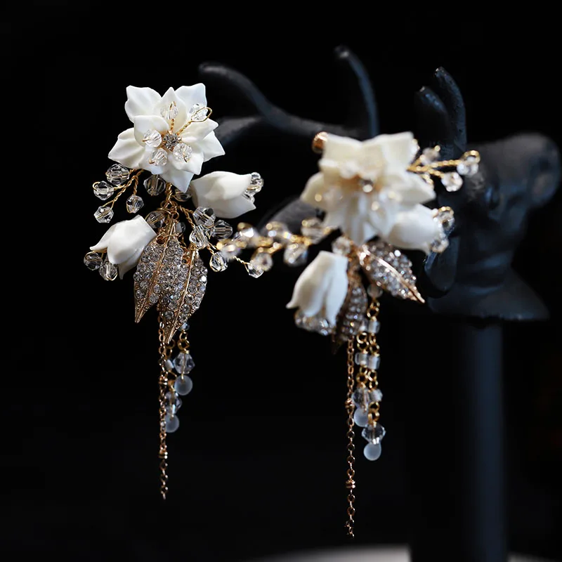 Высококачественные длинные висячие серьги золотого цвета в форме цветка