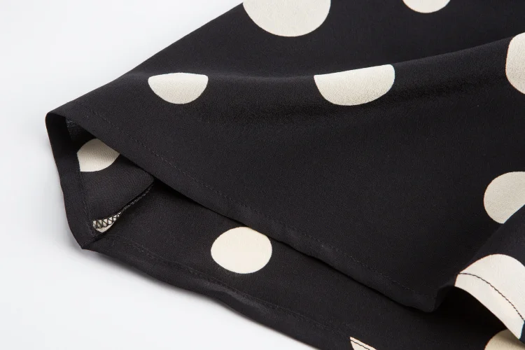 

Women's 100% Pure Silk Black dots Long Dress short sleeve round neck belt one size JN385