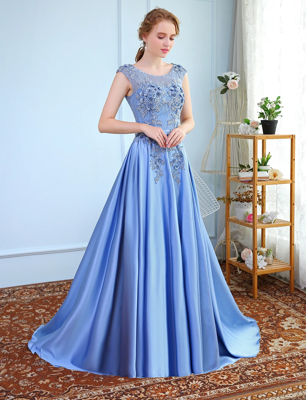 Женское атласное вечернее платье SSYFashion роскошное длинное бальное без рукавов с