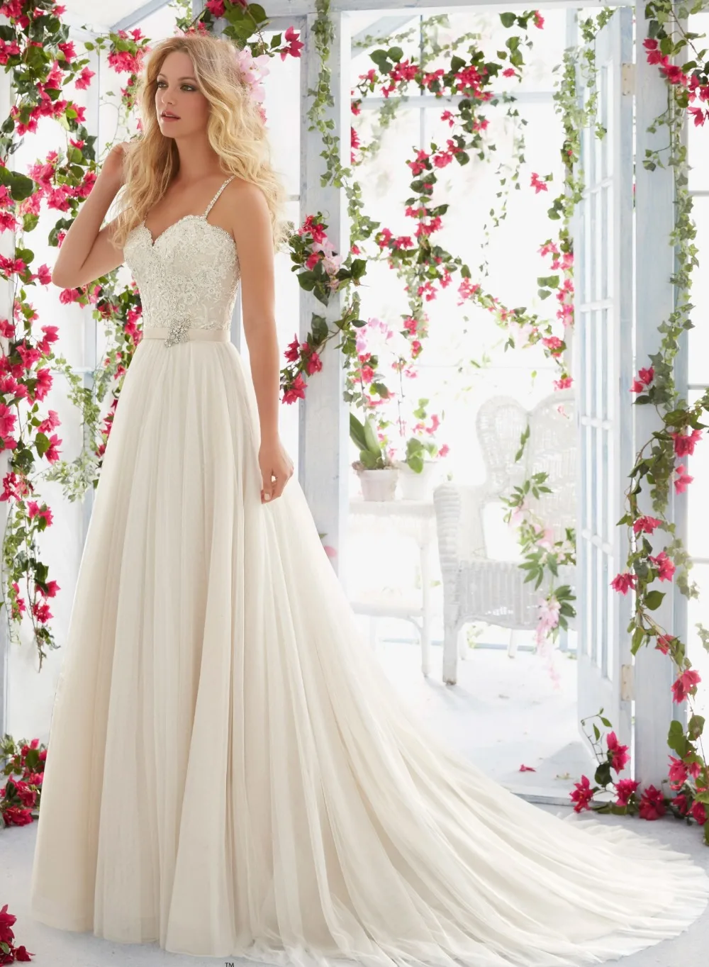 

Boho Wedding Dress 2016 Beach Bridal Gowns Princess Wedding Dresses Lace Backless Bohemian wedding dress Robe de Mariage