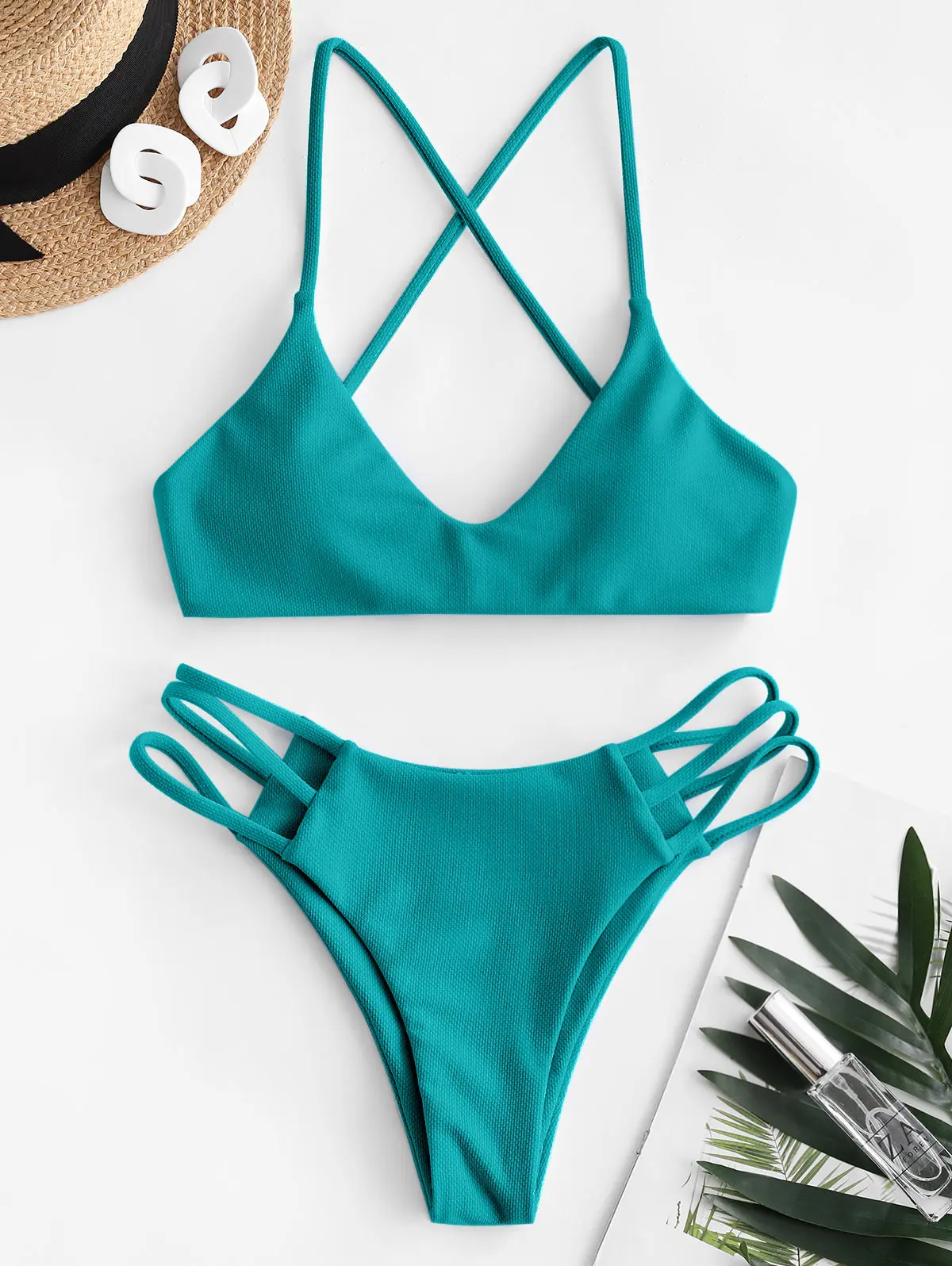 

Женский купальник-бикини со складками