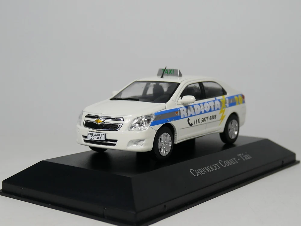 I XO 1:43 Chevrolet Cabalt Taxi boutique игрушечные автомобили из сплава для детей Детские игрушки