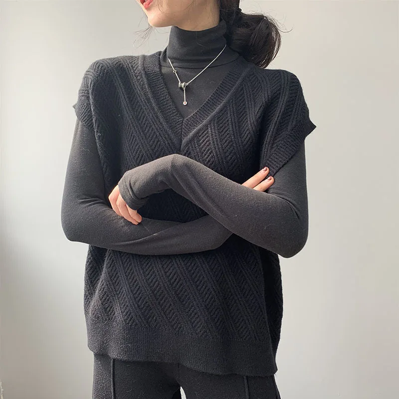 

SHENGPALAE Fashion Autumn Women Casual Solid Color Knitting White Sweater Vest V-neck Sleeveless Pullover Vest 2021 5E2616