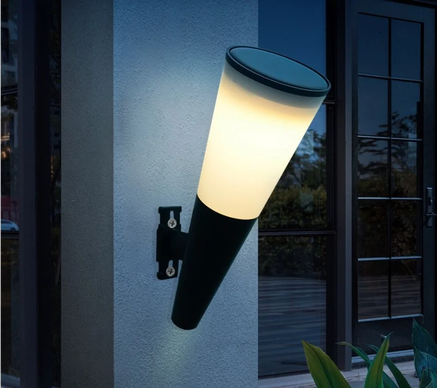 

Solar Wall Lamp Waterproof Solar Streetlights for Outdoor 2-color/Colorful Changing Landscape Lamp Corridor Garden Spotlights