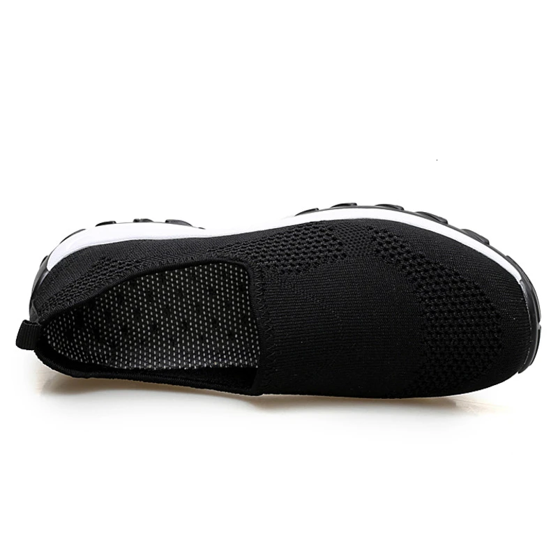 Женские кроссовки без шнуровки на танкетке летняя светильник спортивная обувь