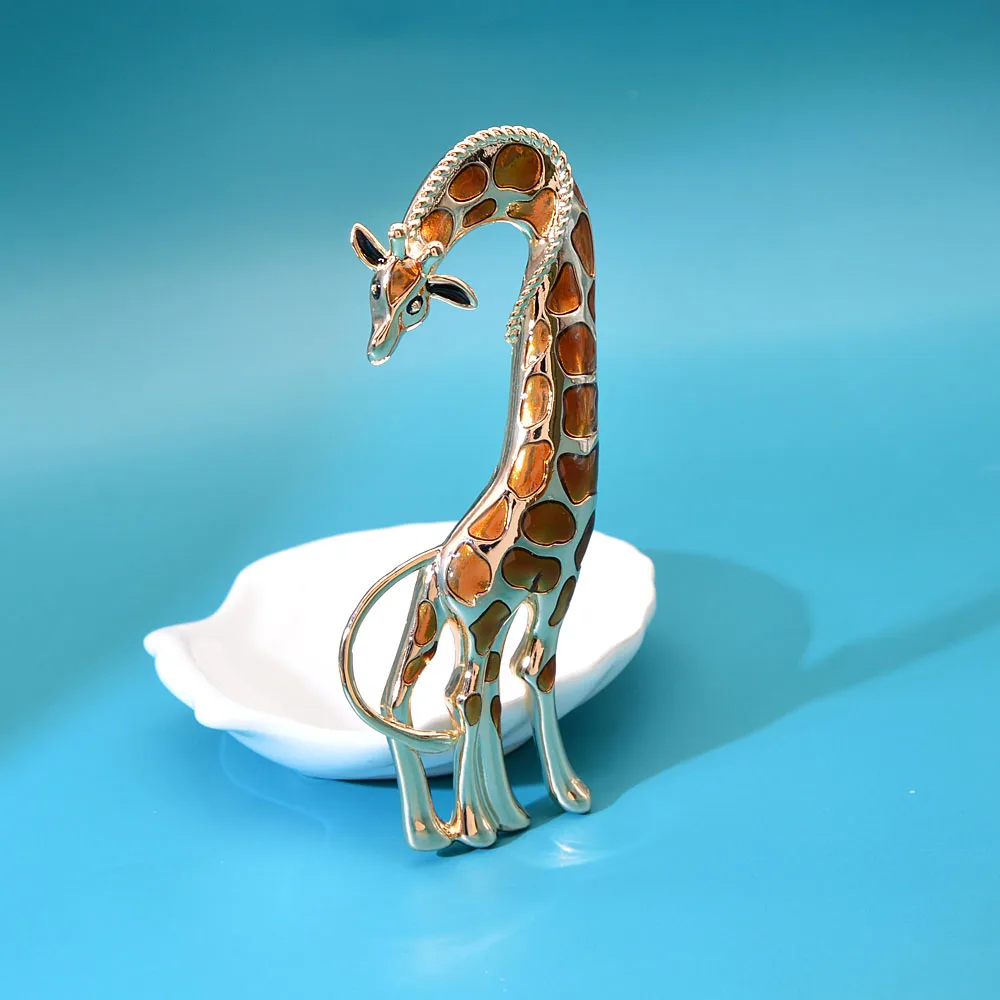 CINDY XIANG Enamel Large Giraffe Brooches For Women Vivid Animal Design Pin Luxury High Quality Accessories Autumn Style images - 3