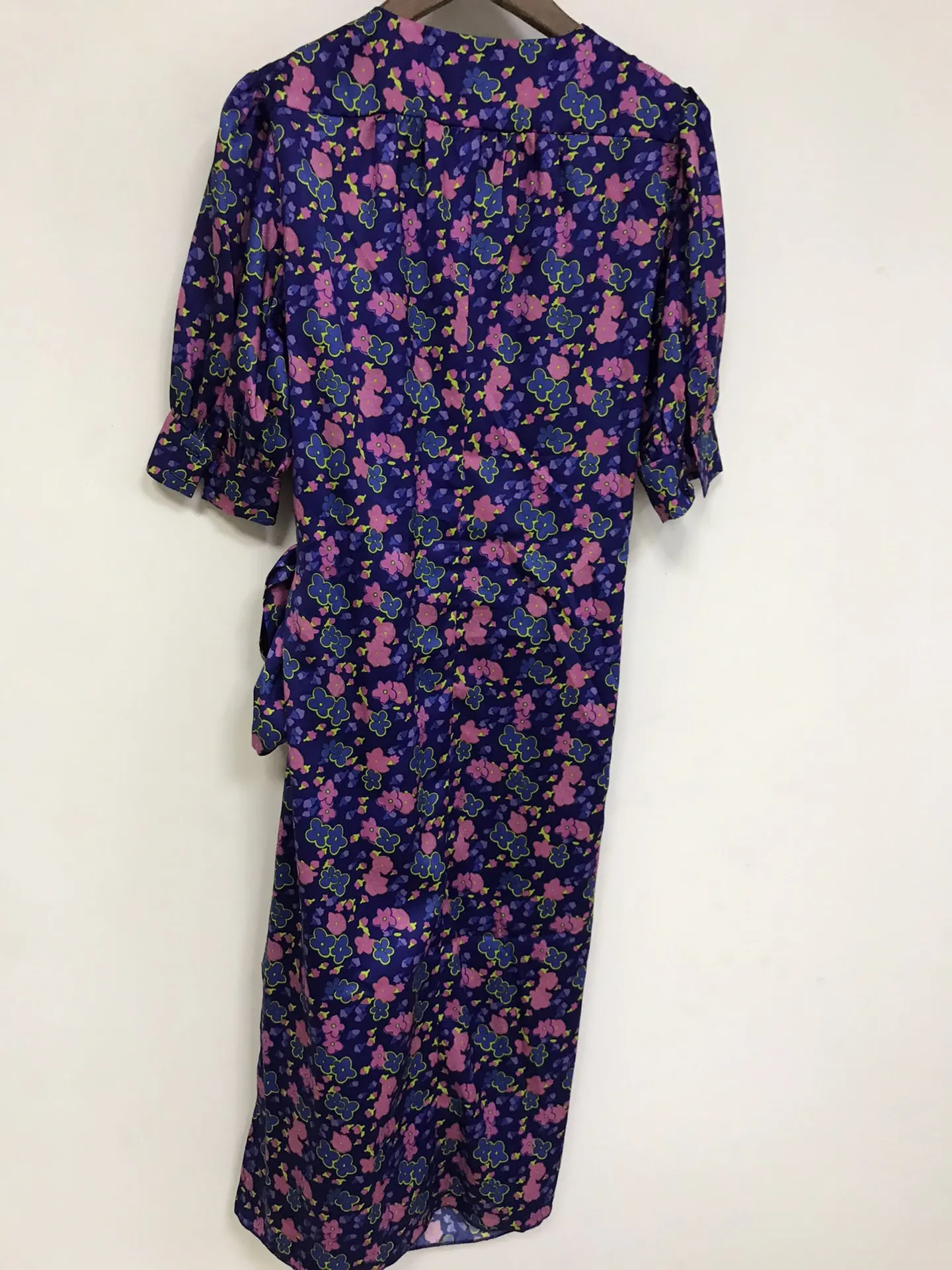 Цветочный принт с v образным вырезом женское платье миди 2020 новые летние на