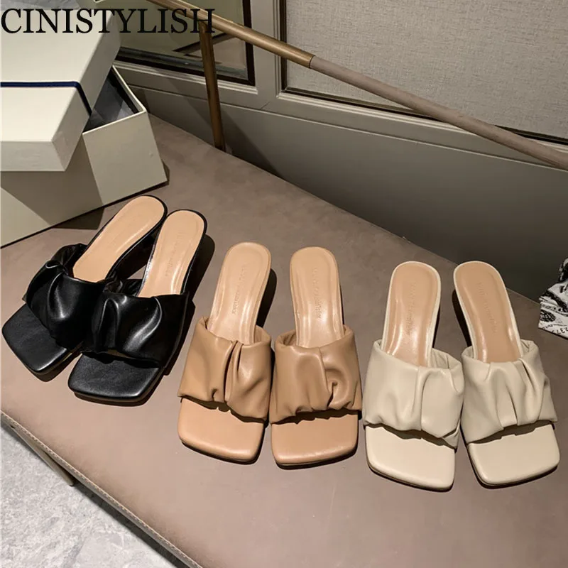 

Women Square Head Peep Toe Slipers Mules Pleated Low Heel Slip On Sandal Elegant Fashion Brand Outdoor Slides Shoes Female New