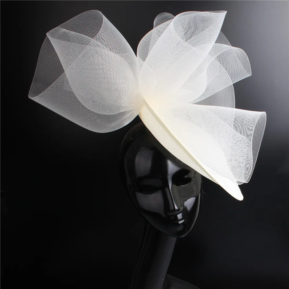 

Ivory Big Women Millinery Hats Bride Wedding Mesh Fascinator Hats With Hair Clip Ladies Formal Derby Headpiece Cocktail Headwear