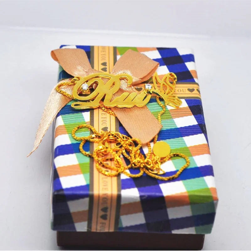 Ожерелье с табличкой хрустальной бабочкой персонализированное имя подвеска