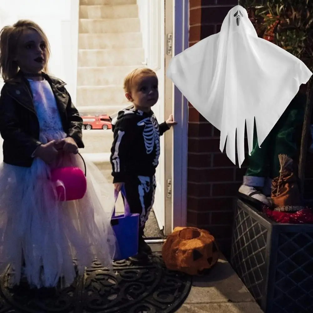 

3pcs White Ghost Flying Ghosts Horror House Atmosphere Arrangement Props Halloween Horror Decorations